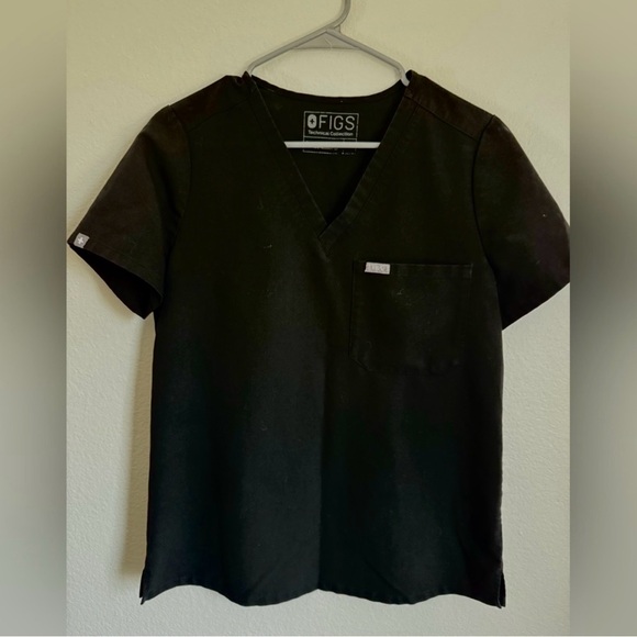 Figs Tops - Figs Black V-Neck Medical Top with Branded Neckline